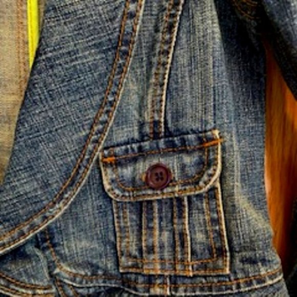 NWOT DKNY Girls Denim Medium Wash Blue Jacket 100% Cotton Sz: 5 - Picture 3 of 6